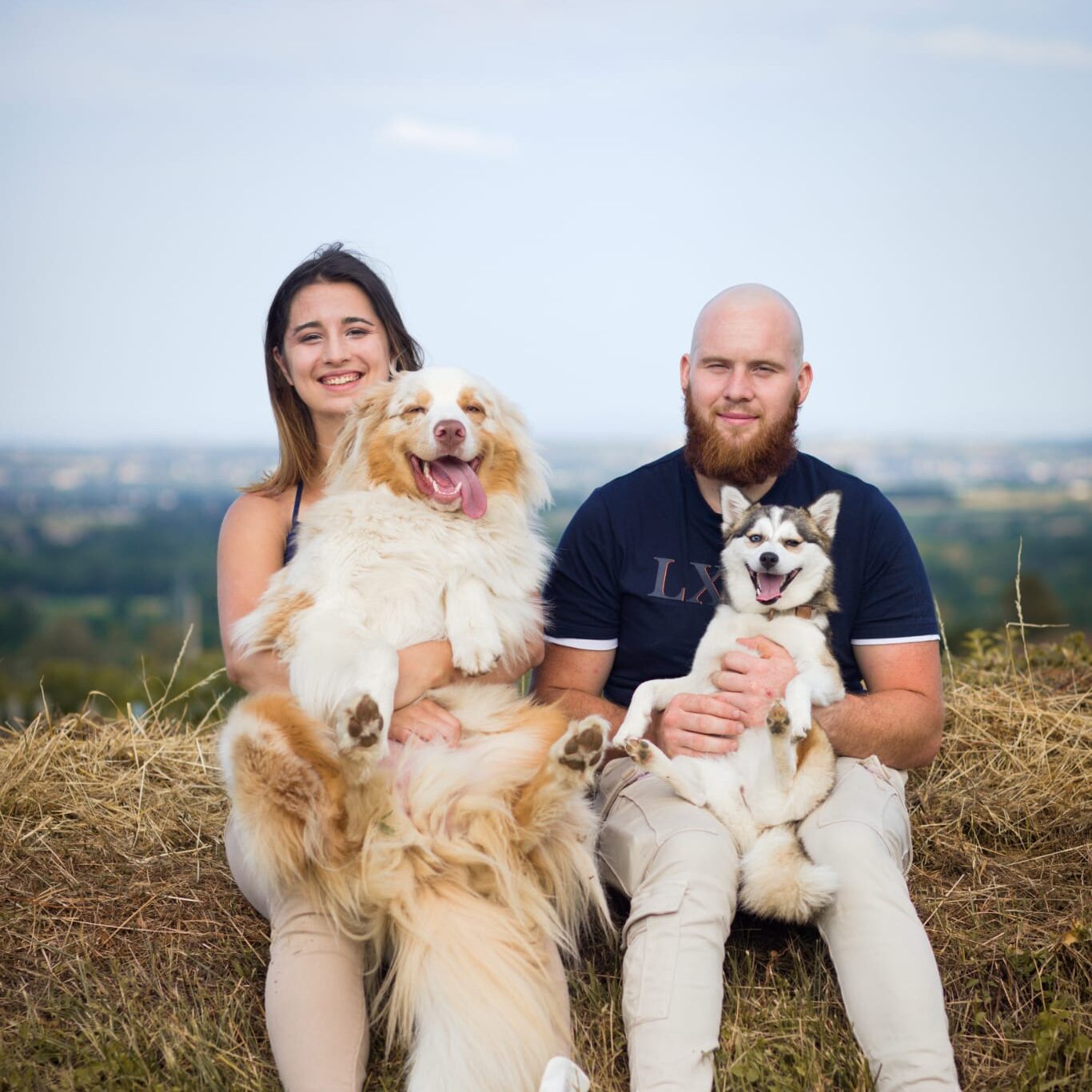 moi et mon conjoins snow notre Bergé et thaleessi notre première maman pomsky